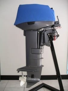Yamaha 25hp, 2 stroke vented Splash cover.