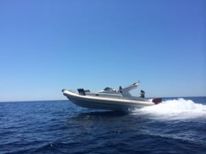 Suzuki DF175 Vented outboard Splash cover.
